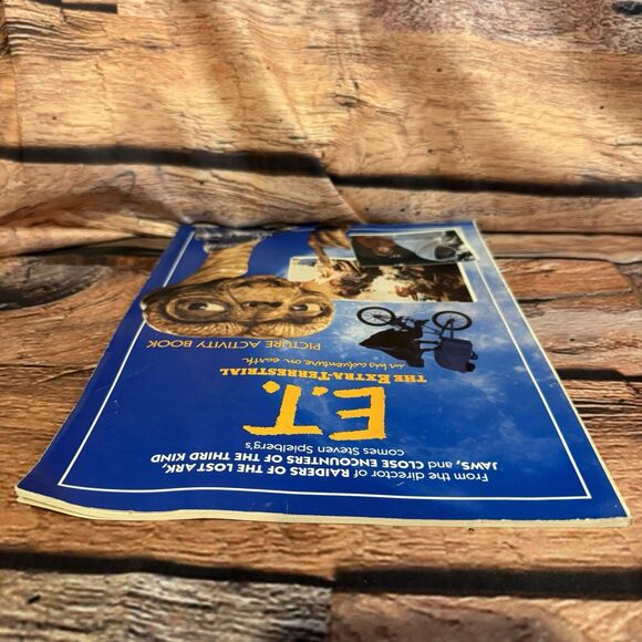 Vtg 1982 ET Extra-Terrestrial Picture Activity Coloring Book Steven Spielberg - Picture 4 of 9